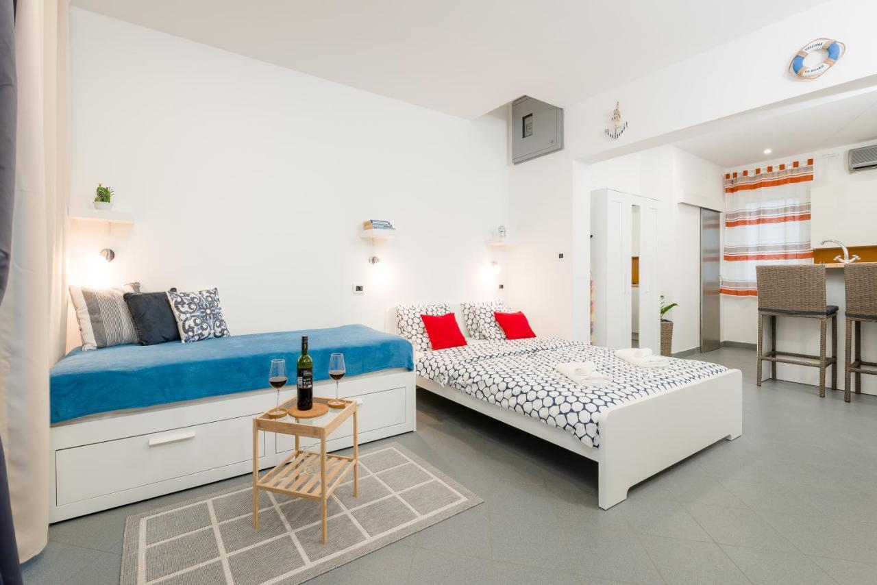Studio Apartment Sesula สปลิท ภายนอก รูปภาพ