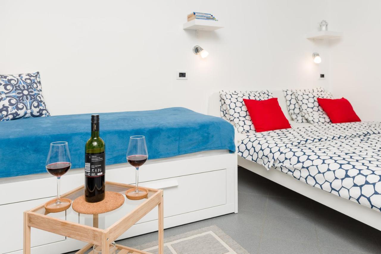 Studio Apartment Sesula สปลิท ภายนอก รูปภาพ
